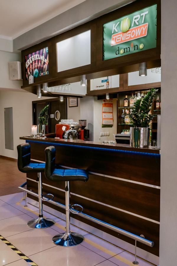 Hotel Domino Niemodlin Ngoại thất bức ảnh